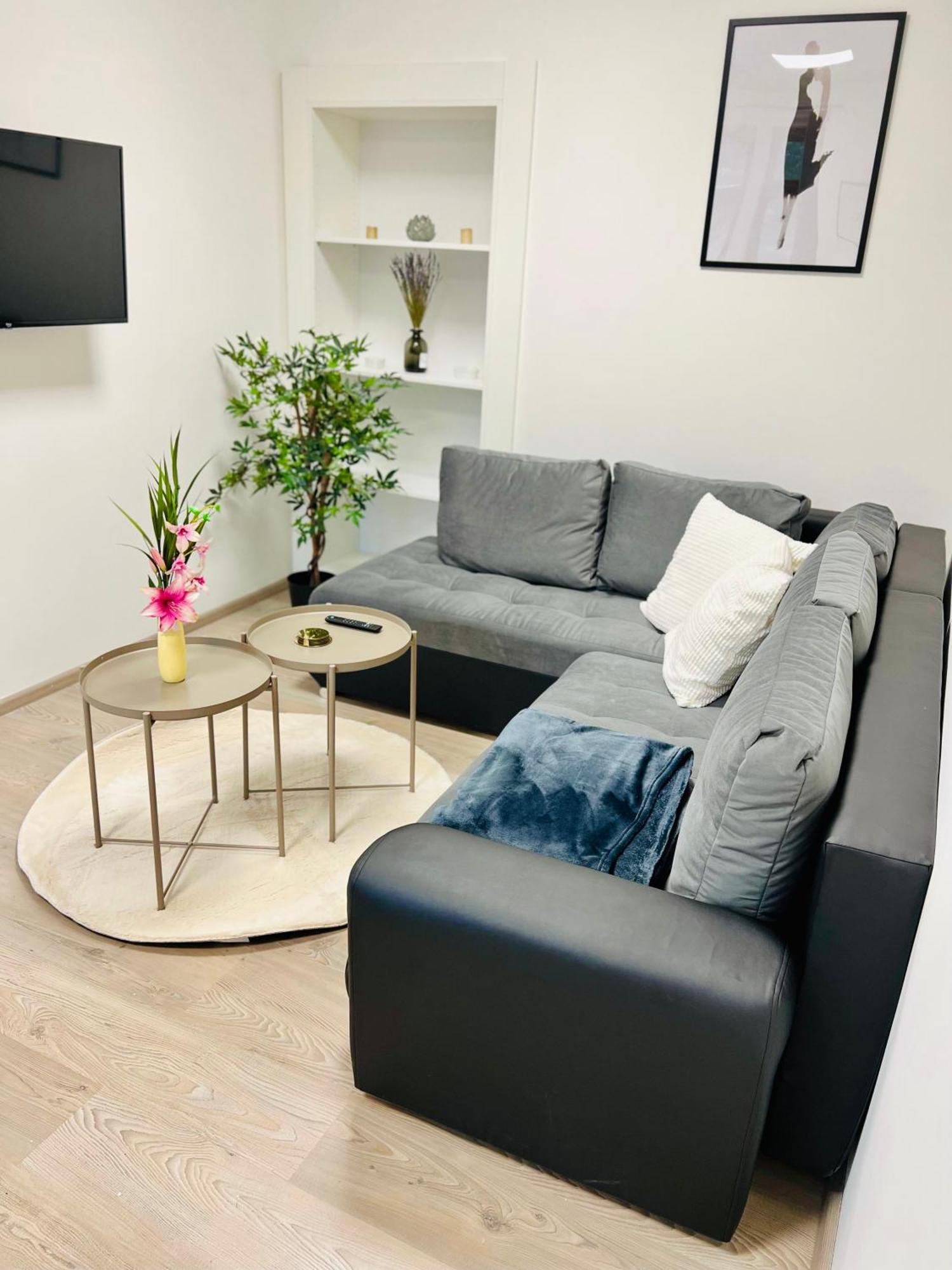 Sh-Apartments-Stylische Fewo Mia - Parken - Wifi シュマルカルデン エクステリア 写真